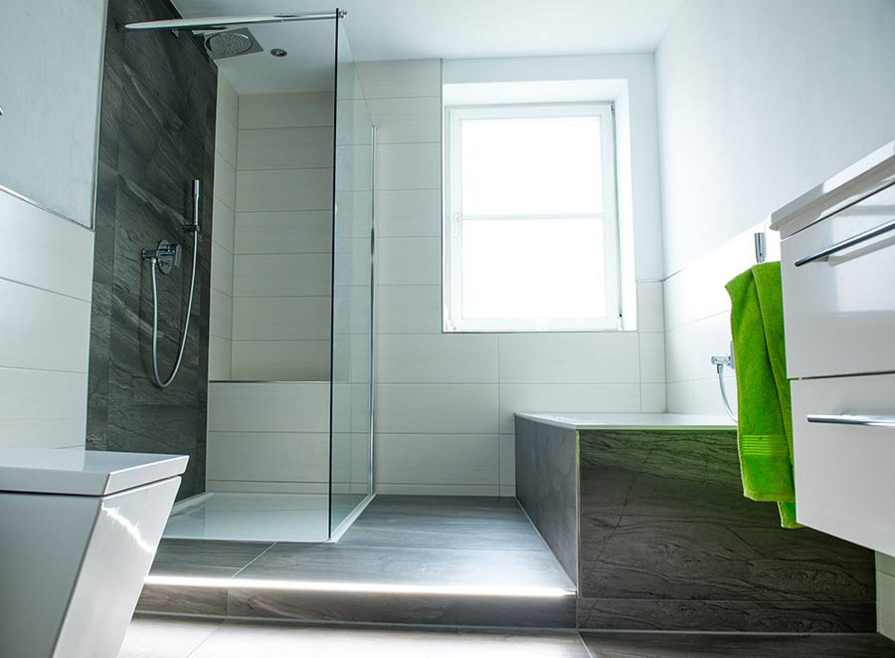 Fliesen Im Badezimmer Fliesen Gruber